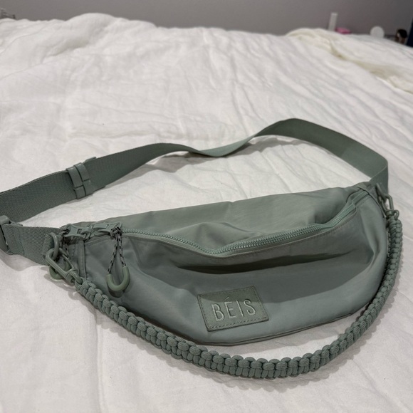 BEIS The Sport Pack (Slate) - Picture 4 of 9